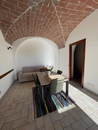 Riparbella Apartment | Oliveta Incantata
