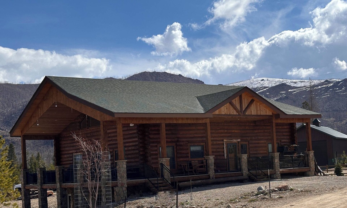 Grand Lake Cabin | Open Dates Come See Beautiful Fall Colors Perfect Family Gathering Cabin!