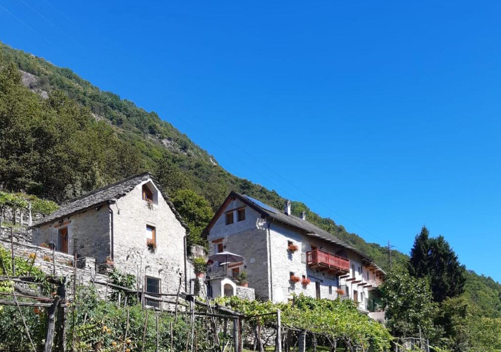 Crevoladossola House | Ossola dal Monte - Affittacamere
