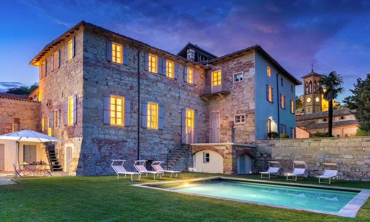 Ottiglio Villa | Palazzo Pozzo Bonelli 14, Emma Villas