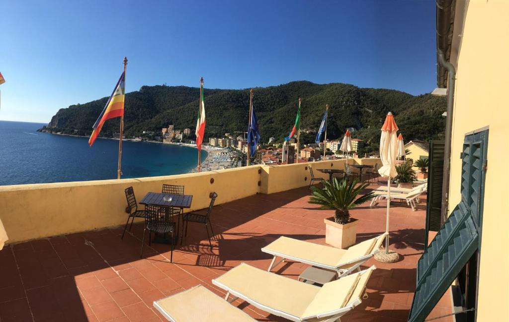 Noli Hotel | Palazzo Vescovile Hotel