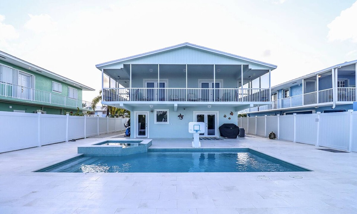 Winston Waterways House | Paradise on the Canal with Ocean Access including Pool & Spa