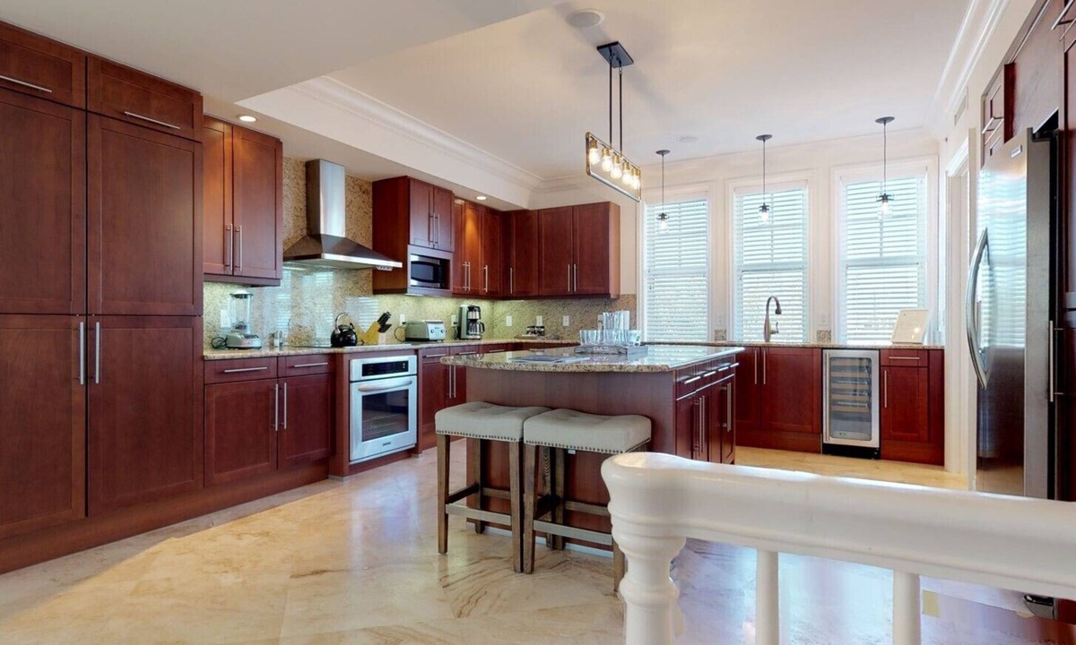 Marathon House | Pet & Family Friendly, Sleeps 8 - Marlin Bay