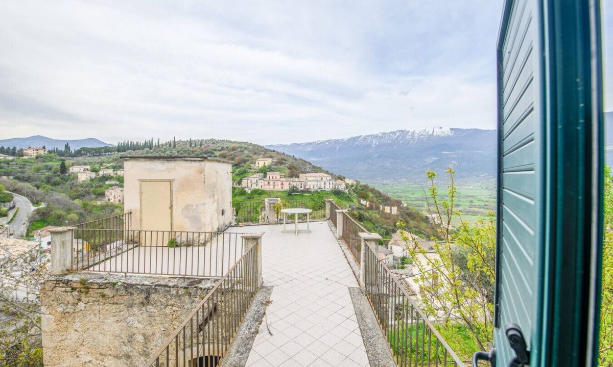 Capestrano House | Phoebe House - Capestrano