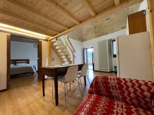 Assergi Apartment | PIAZZETTA DEL FORNO GRAZIOSO BILOCALE ad ASSERGI