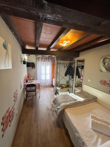 Parma City Centre Apartment | Piccola Stella