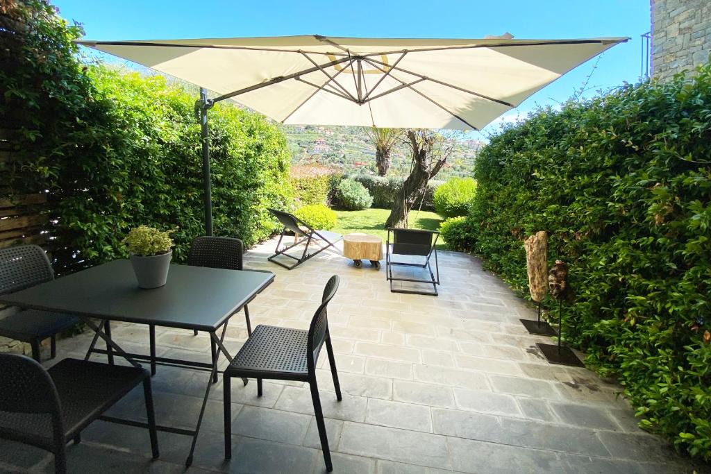 Vallebona Apartment | Pietraverdemare