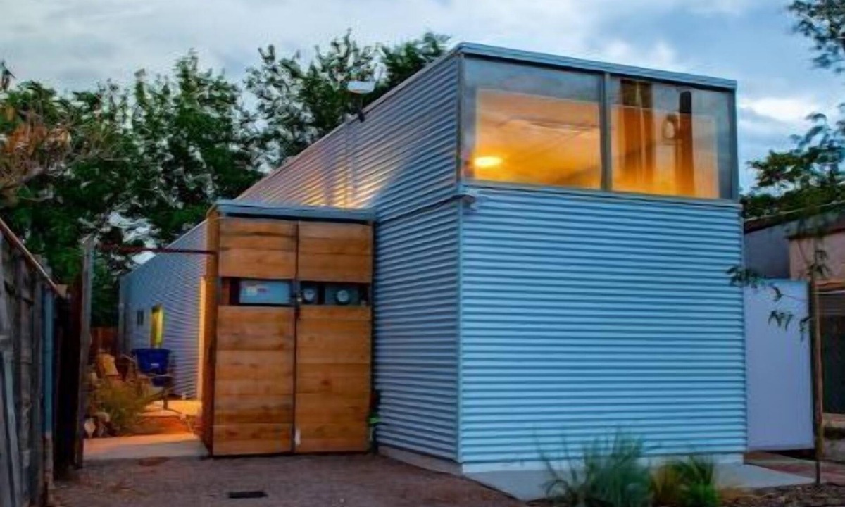Barelas House | Private modern hideaway in downtown Albuquerque.