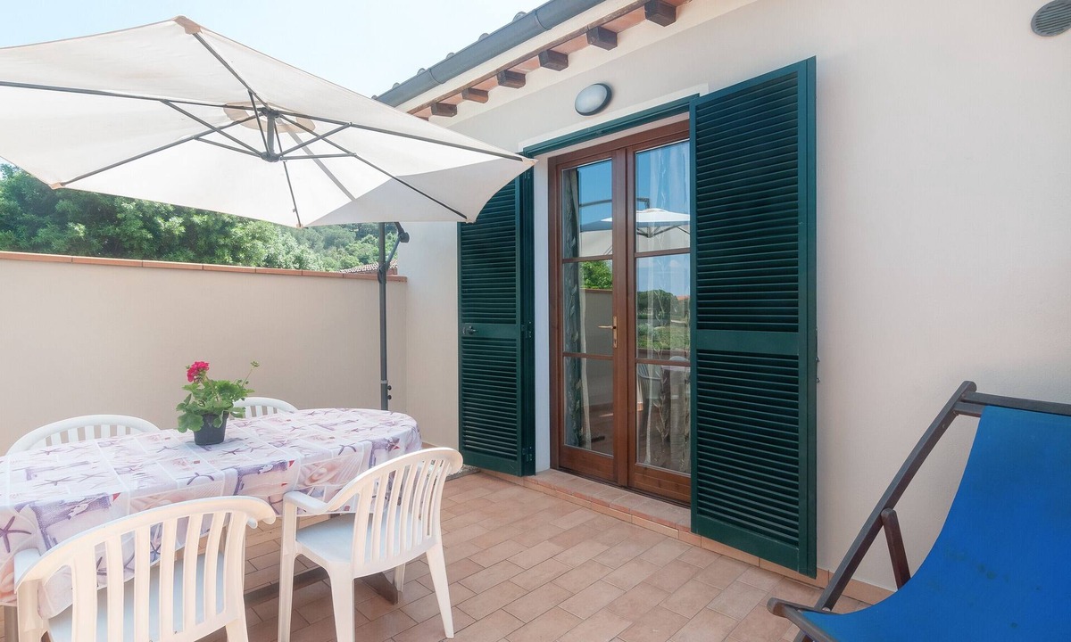 Capoliveri Apartment | Quiet Apartment “I Tigli 2” near Town Centre with Terrace & Garden; Parking Available
