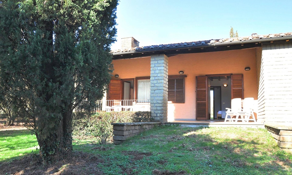 Capranica Apartment | RANDOM LISTING
