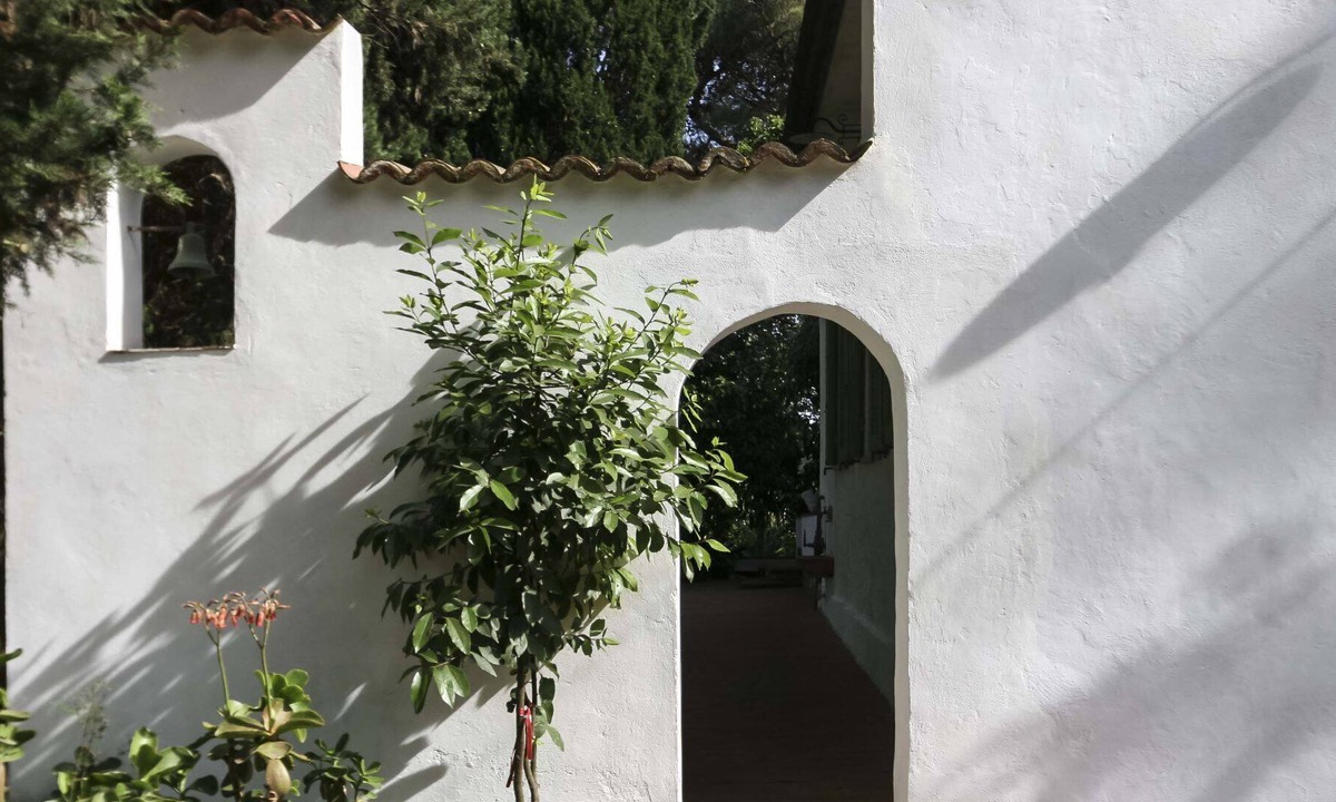 Porto Azzurro Villa | Recently restored villetta near the Spiaggia di Reale beach in Porto Azzurro.