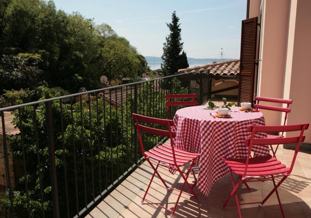 Lake Bracciano House | Relax In Piazzetta casa e appartamento per vacanze