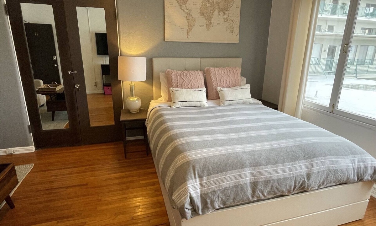 Fort MacArthur Apartment | RelaxBeachPad Beachside Studio!Parking&Laundry