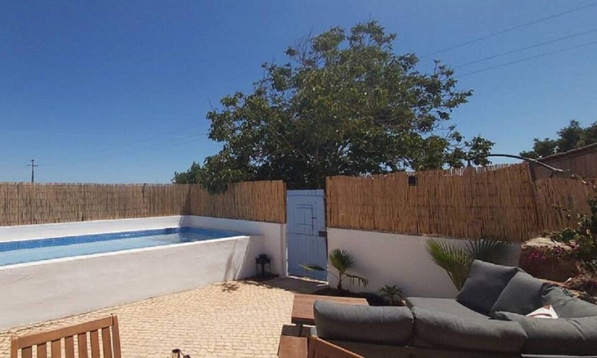 Silves House | Rental house with private pool in the orange trees.