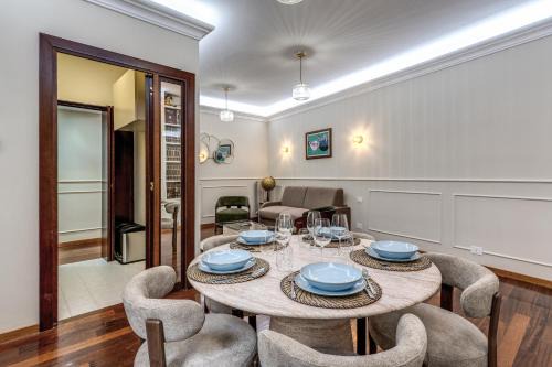 Rome Province Apartment | Repubblica Historical Apartment