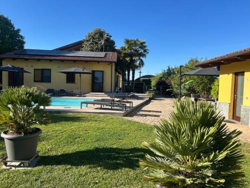 Torrazza Piemonte Apartment | Residence Le Palme