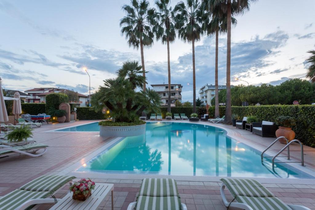 Alba Adriatica Apartment | Residence Torre Del Mar