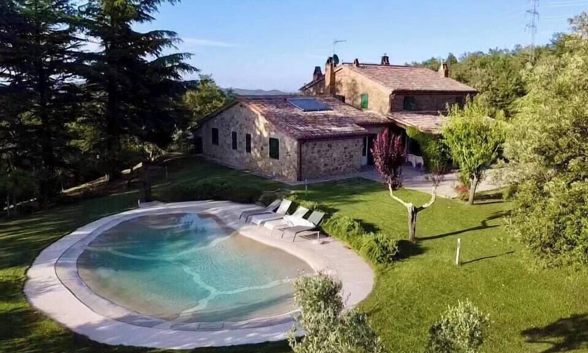 Parrano House | Restored farmhouse between Rome and Florence