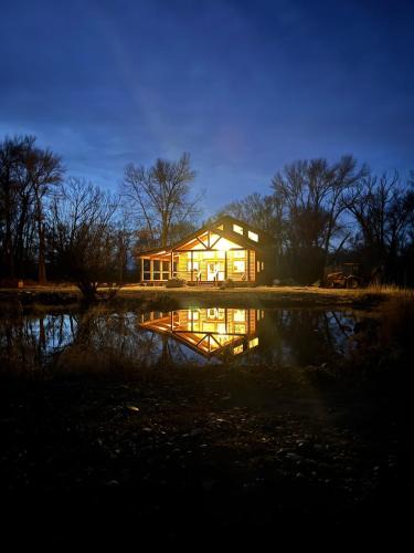Antonito House | River Front Cabin with Private Fishing!