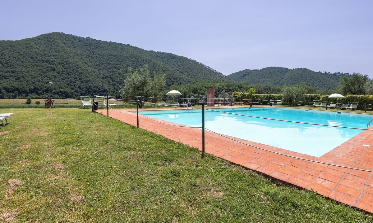 Montegabbione Apartment | Romantic Apartment In Agriturismo, Parrano, Italy