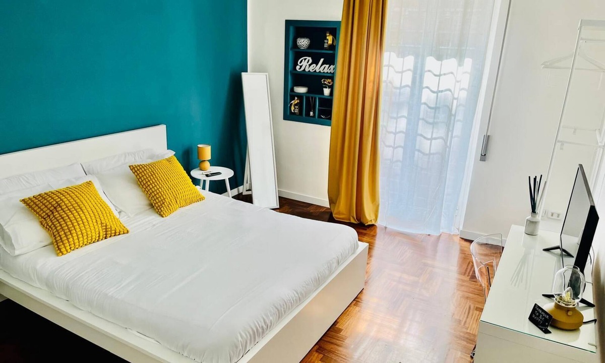 Quartiere XXII Collatino Apartment | Rome. Elegant two-bedroom apartment, 10 minutes by metro from the Colosseum.