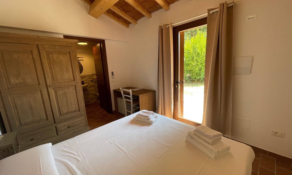 Sassetta Apartment | Room 'Santa Lorica - Camera 18' with Shared Pool, Wi-Fi and Air Conditioning
