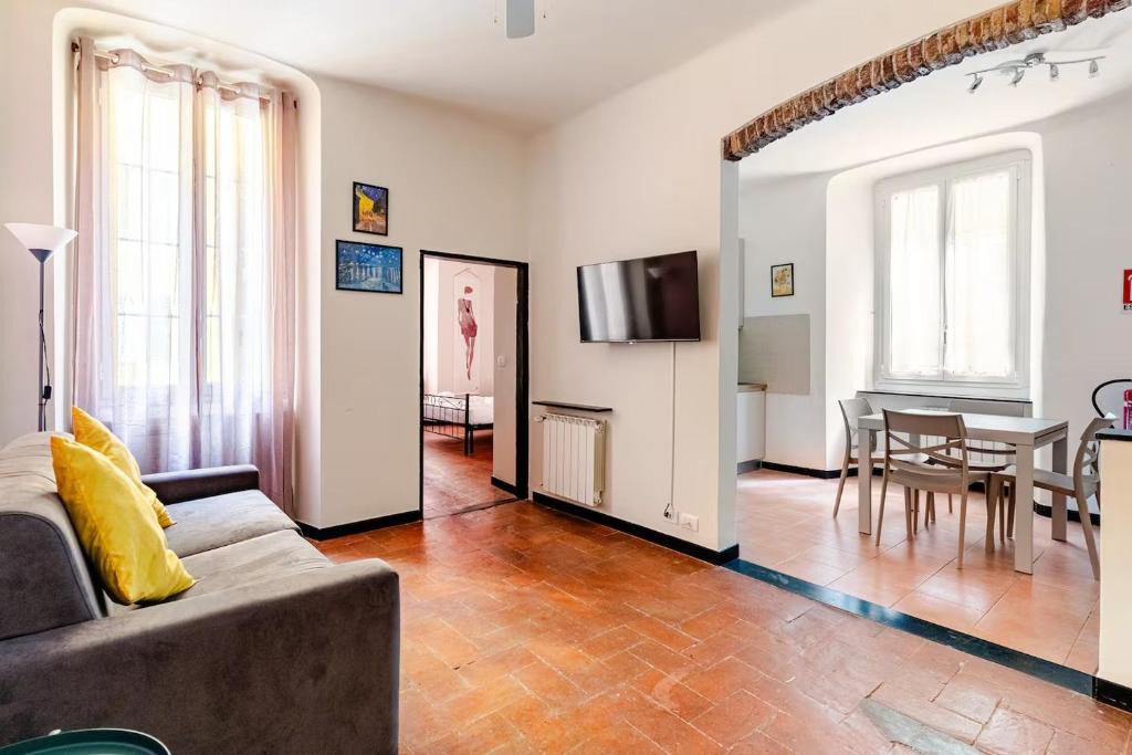 Castelletto Apartment | ROSA HOMES The Pink - Quiet, comfortable, closeby city center