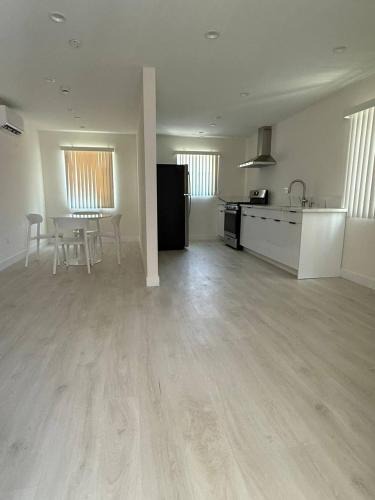 Koreatown House | San Marino guest house
