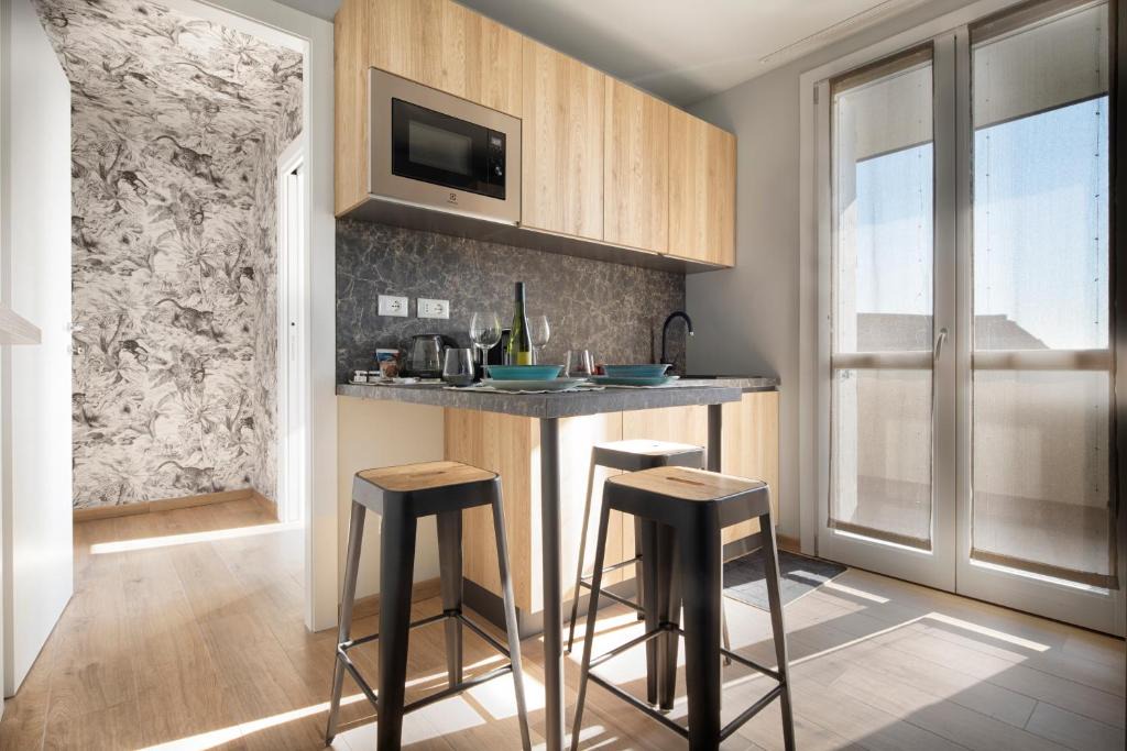 Segrate Apartment | San Raffaele Apartment with Free Parking and Air Conditioning
