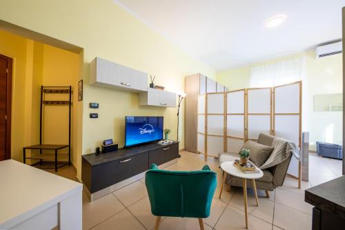 Cuneo Apartment | Santa Croce - Smart Design Suite - GrandMaison