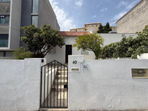 Santarem House | Santarém Orange Tree Cottage