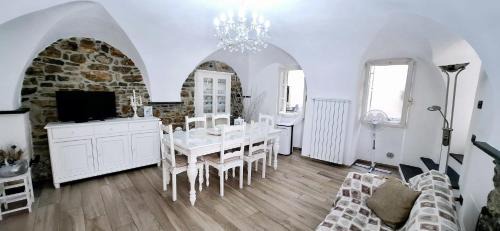 Terzorio House | 'SAPORE DI PROVENZA' tra Mare e Ulivi