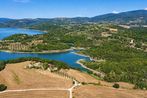 Corbara House | SCAPPO IN UMBRIA, casale al lago