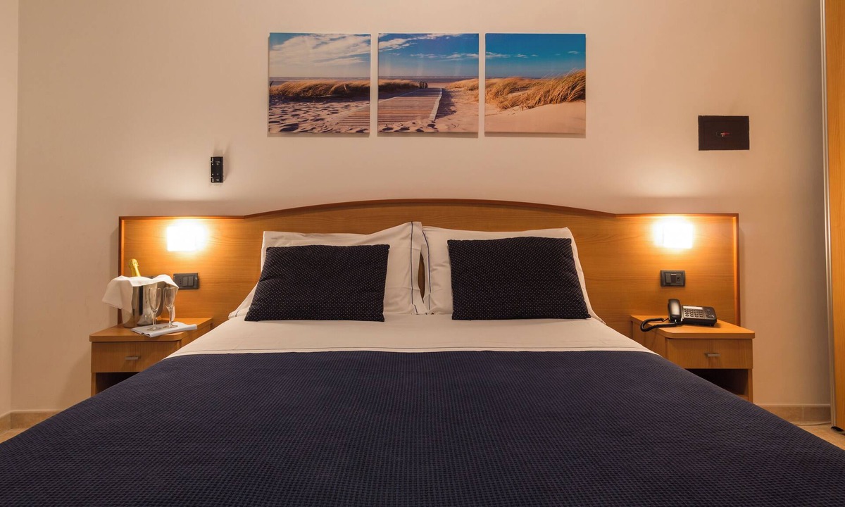Foggetta Hotel | SEA FRONT HOTEL IN CERRANO MARINE PARK