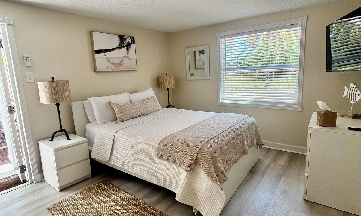 Summerland Key Cottage | SEA SHELL COTTAGE, perfect for 2. Summer fun boating, fishing 🎣 and 🦞 Lobster