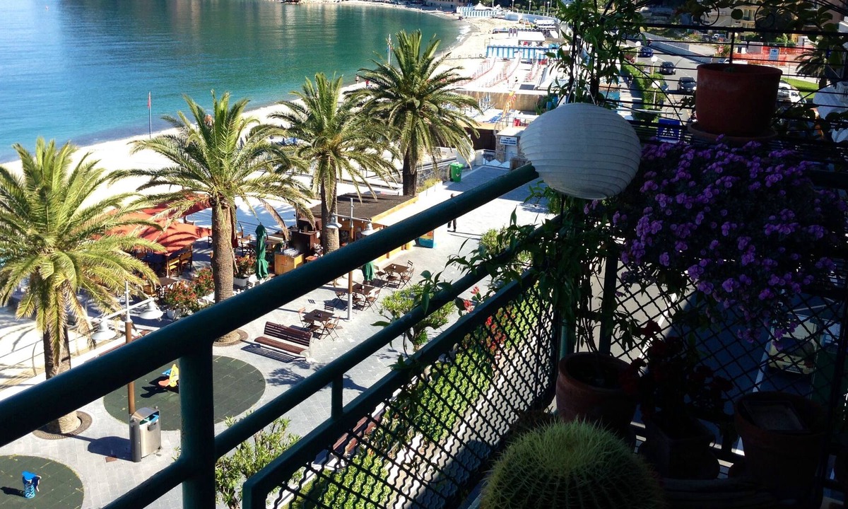 Noli Apartment | Seafront rentals 9beds