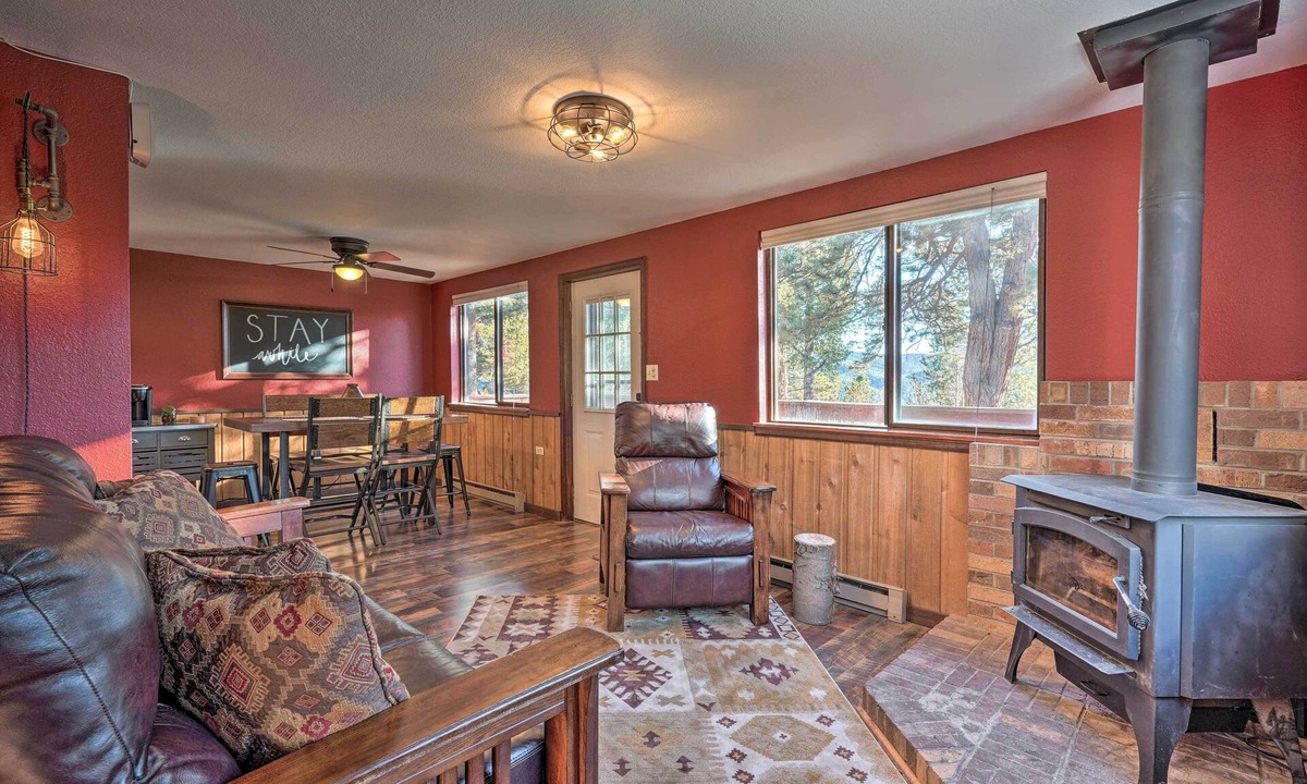 Rainbow Valley Cabin | Secluded Mtn Escape! Cabin 6 Mi to Mueller Park