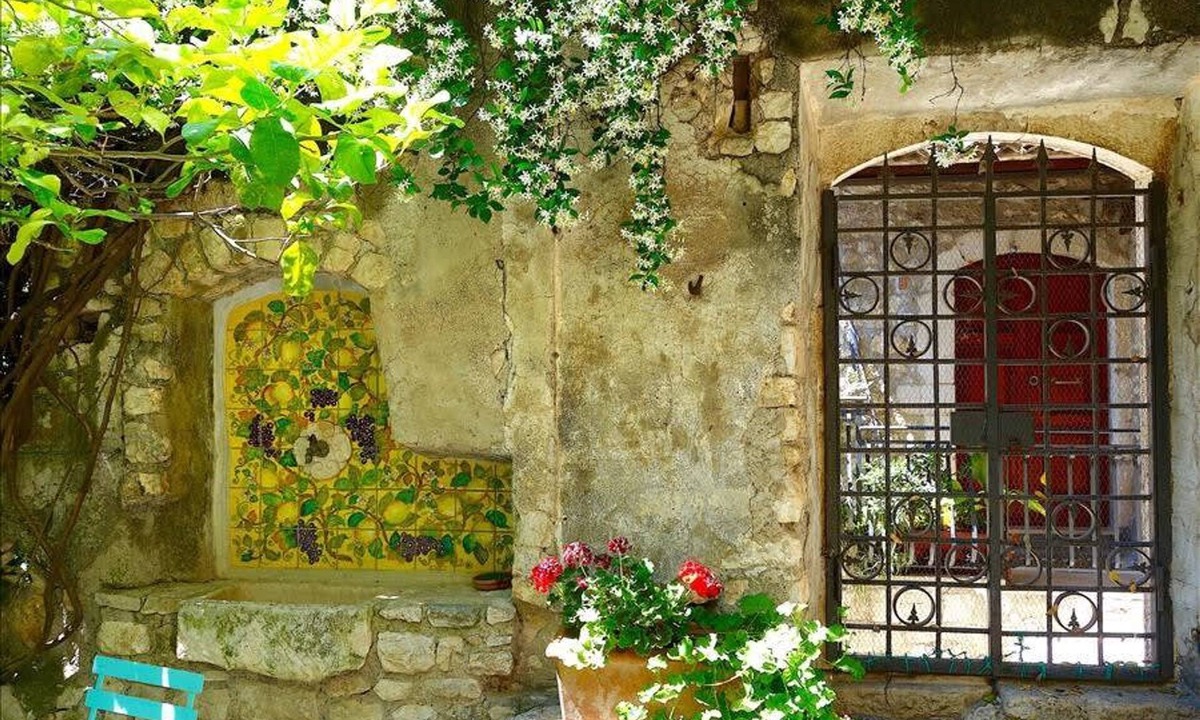Sermoneta Villa | Sermoneta Historic Stone Village House With Pool in a Medieval Hill Town Close to Rome and Naples