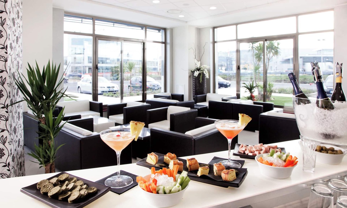 San Giovanni Teatino Hotel | SHotel