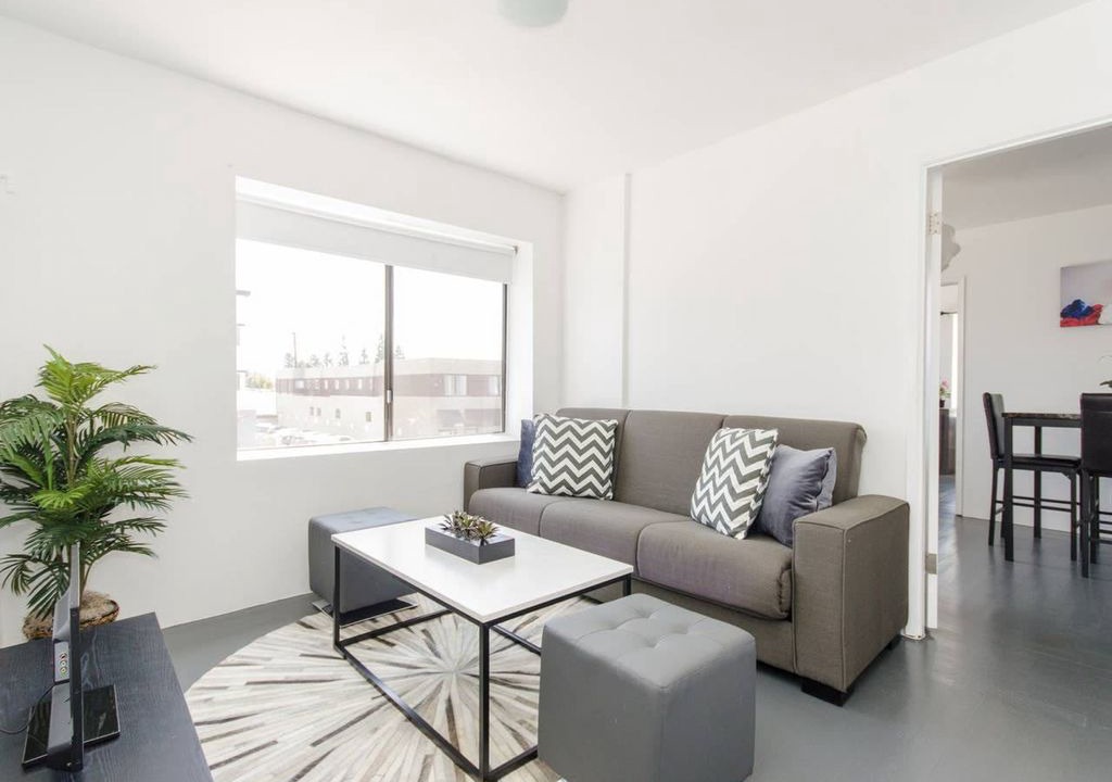 Old Town Apartment | Simple 2B1B| TORRANCE