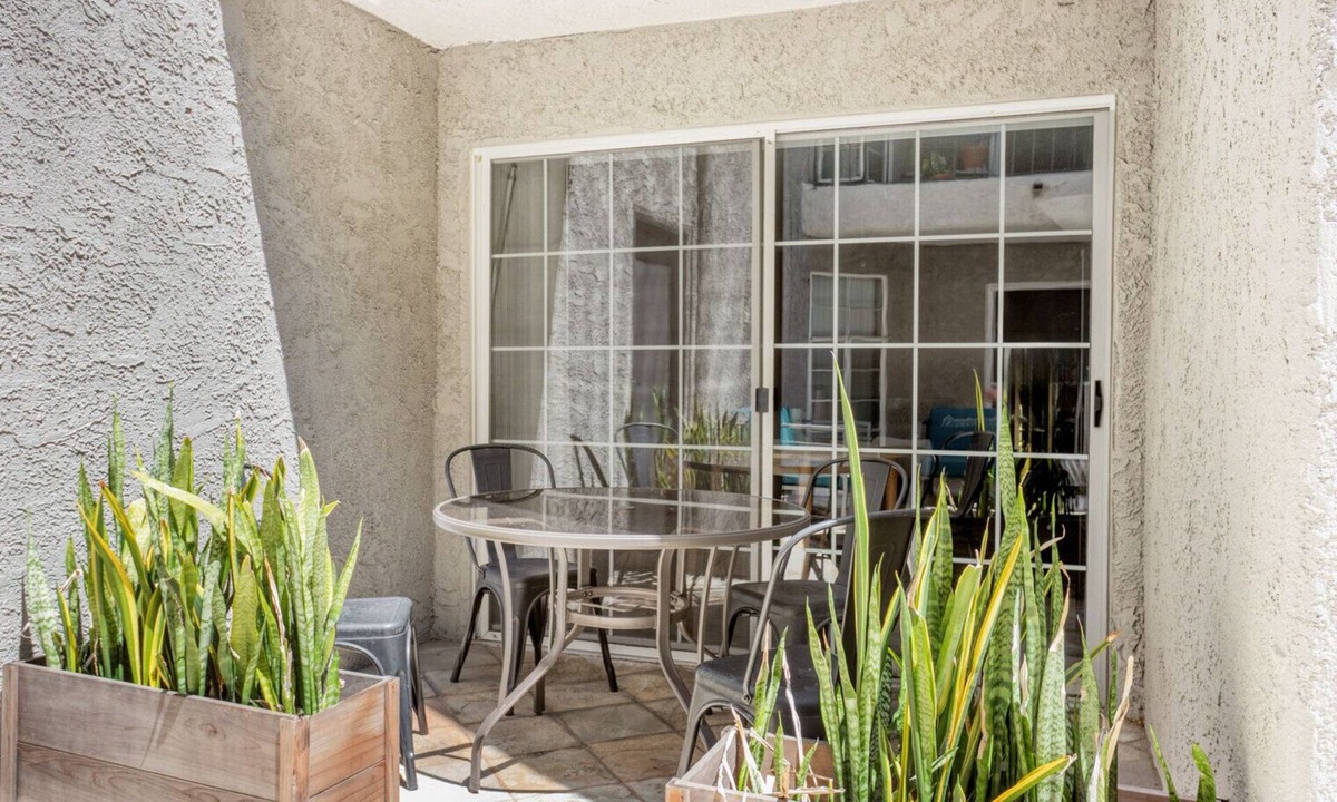 Pico - Robertson Apartment | Sleek Beverly Hills 2BR w/Courtyard, nr BH Attractions, by Blueground