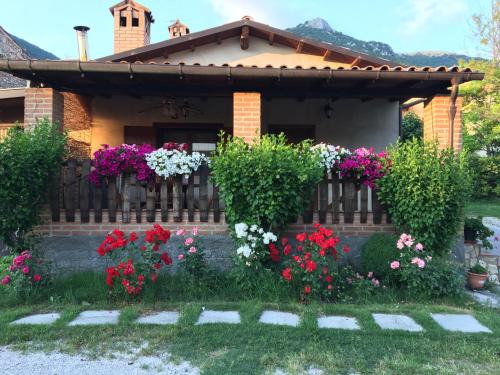 Barete Apartment | Sotto L'Arco - Il Granaio