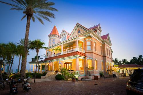 Uptown - Upper Duval Hotel | Southernmost House - Adult Exclusive