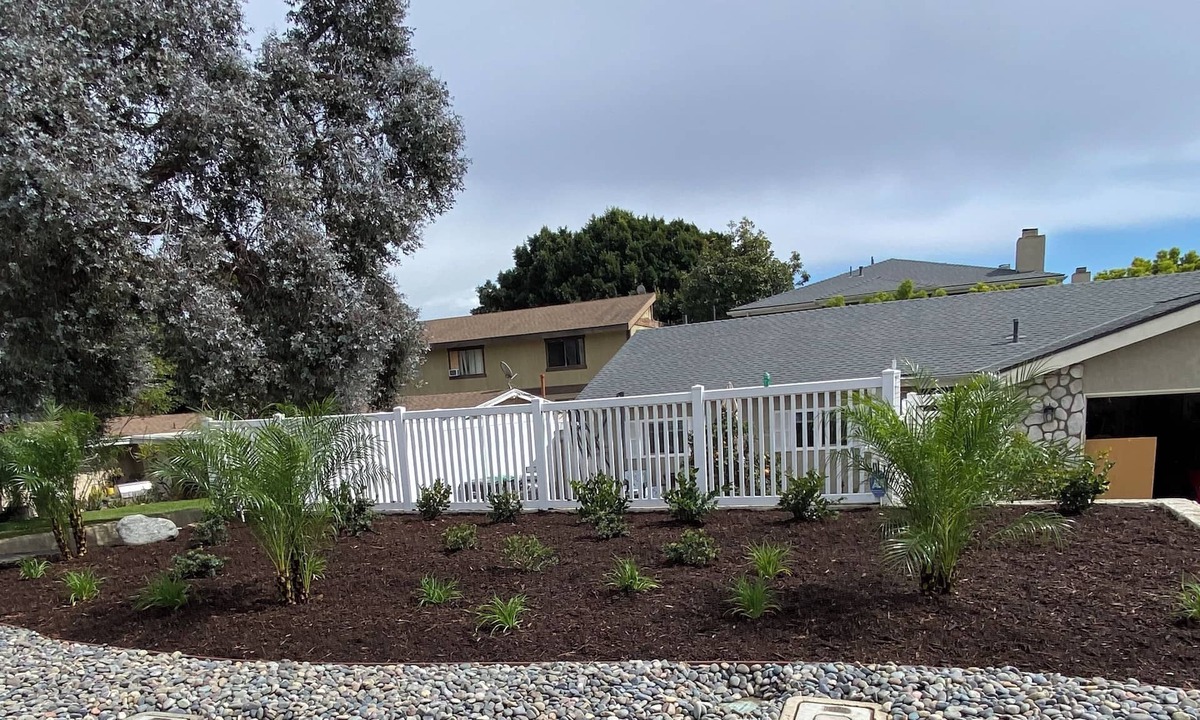 Westside Costa Mesa House | Spacious, secure, quiet. Sleeps 4. Private yards, off-street parking. Pets ok.