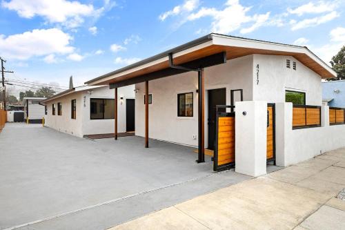 Los Angeles House | Spacious w/2BR 1bath - near DTLA East Los Angeles