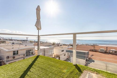 Gas Lamp Section House | Spectacular Ocean and Pier View Lux Family Vacation