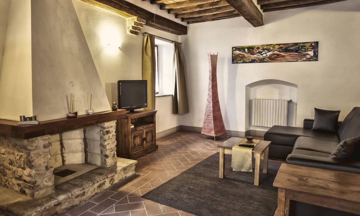 Massa Marittima Apartment | Sperior Zwei-Zimmer-Wohnung by Interhome