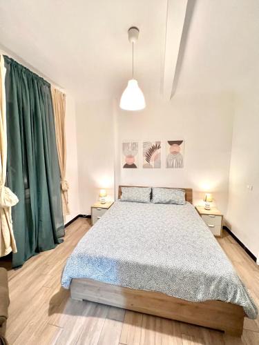 Lagaccio Apartment | Stazione Principe Miramare Apartment Genova