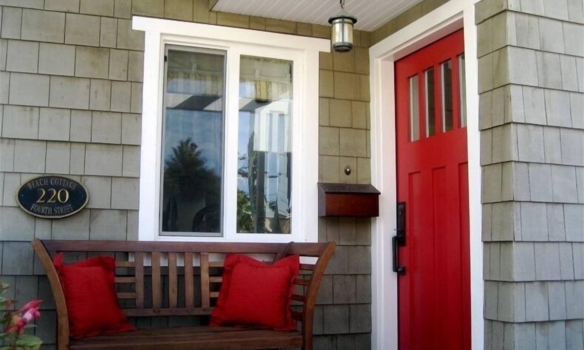 The Strand Hotel | Steps to the sand! Luxury Ocean View home on walk-street!