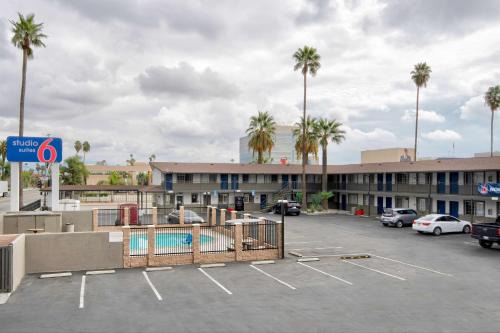 Carousel Hotel | Studio 6 Suites San Bernardino, CA